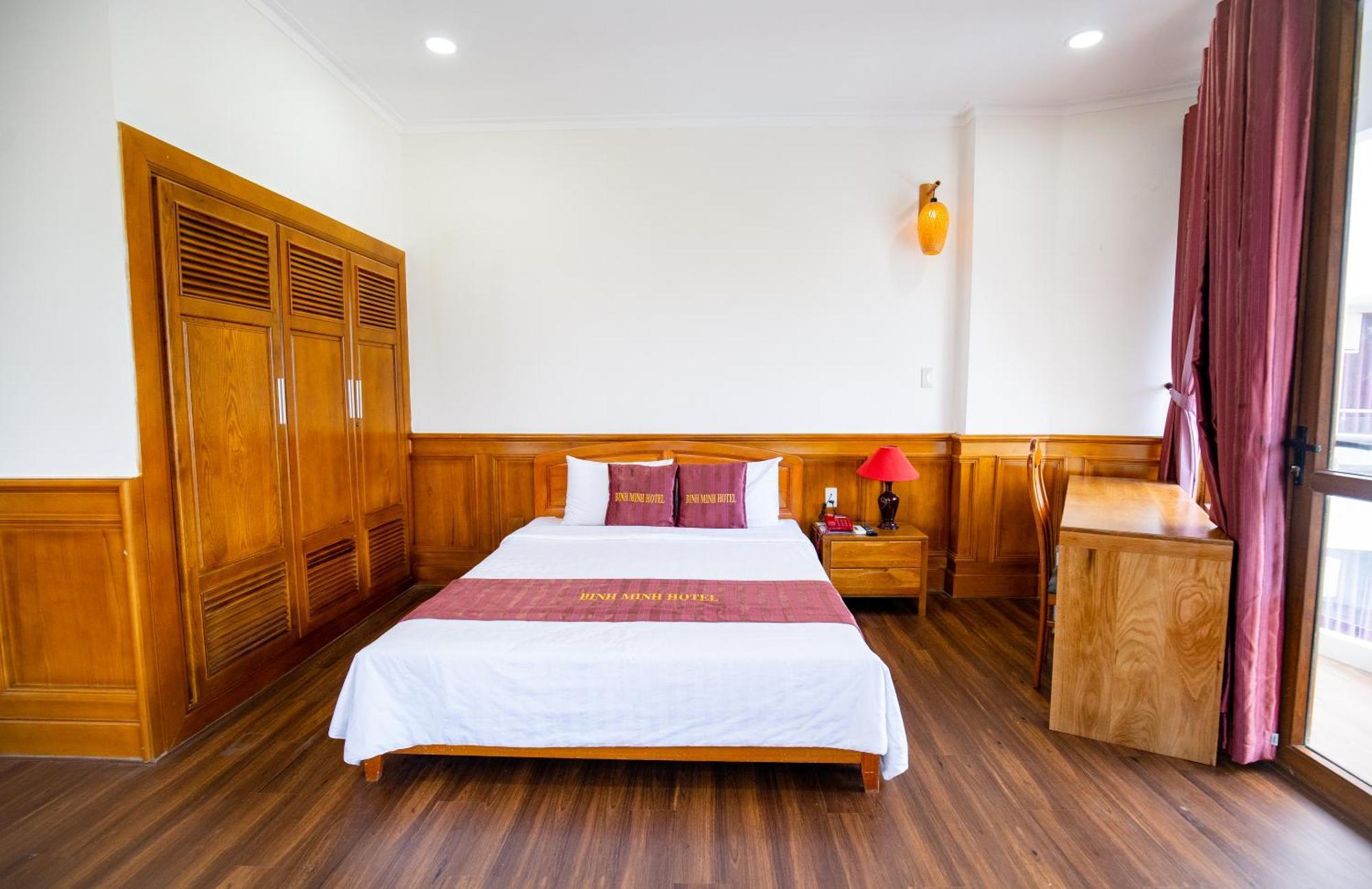 Hotel Khach San Binh Minh à Phan Thiết Extérieur photo