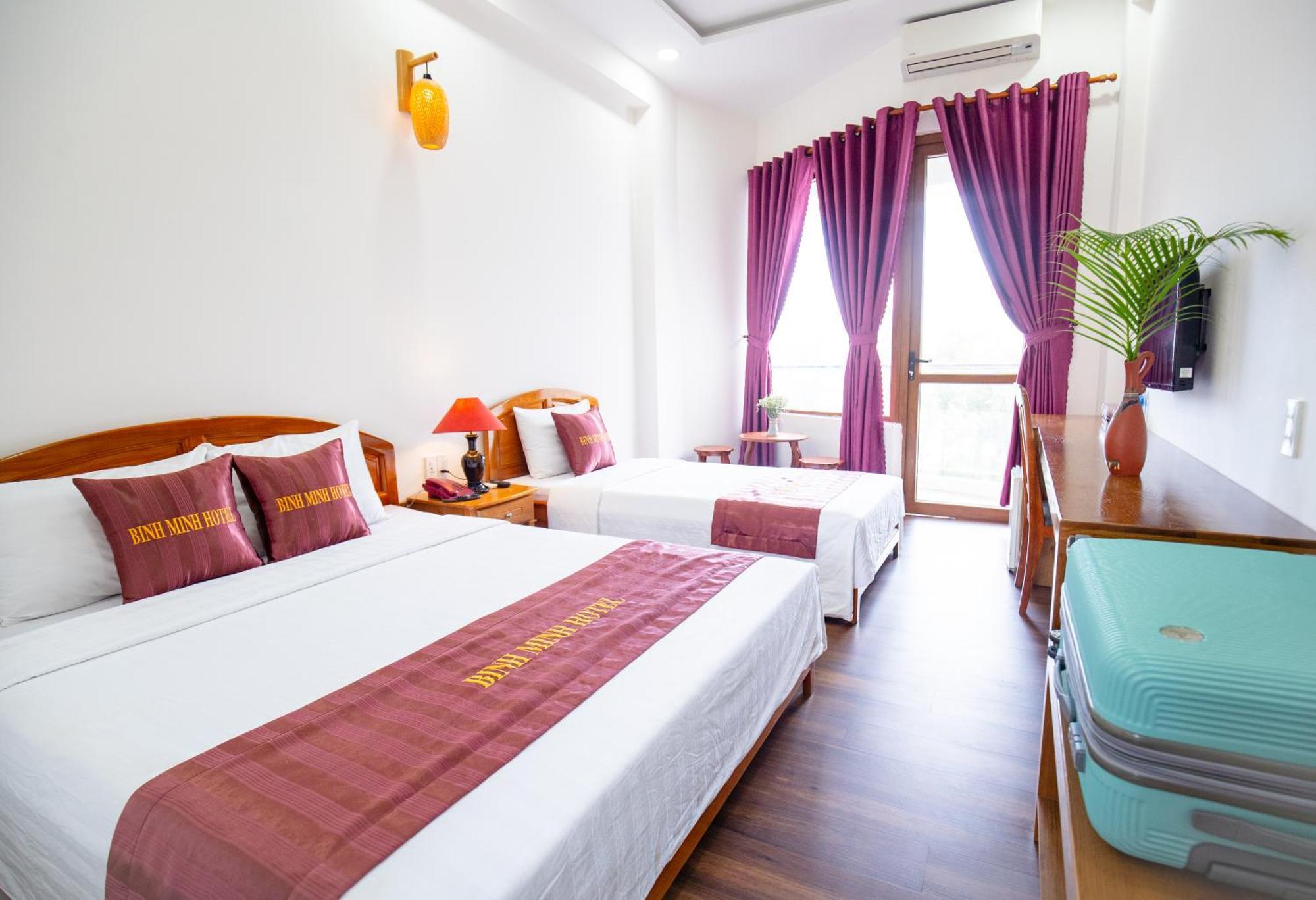 Hotel Khach San Binh Minh à Phan Thiết Extérieur photo