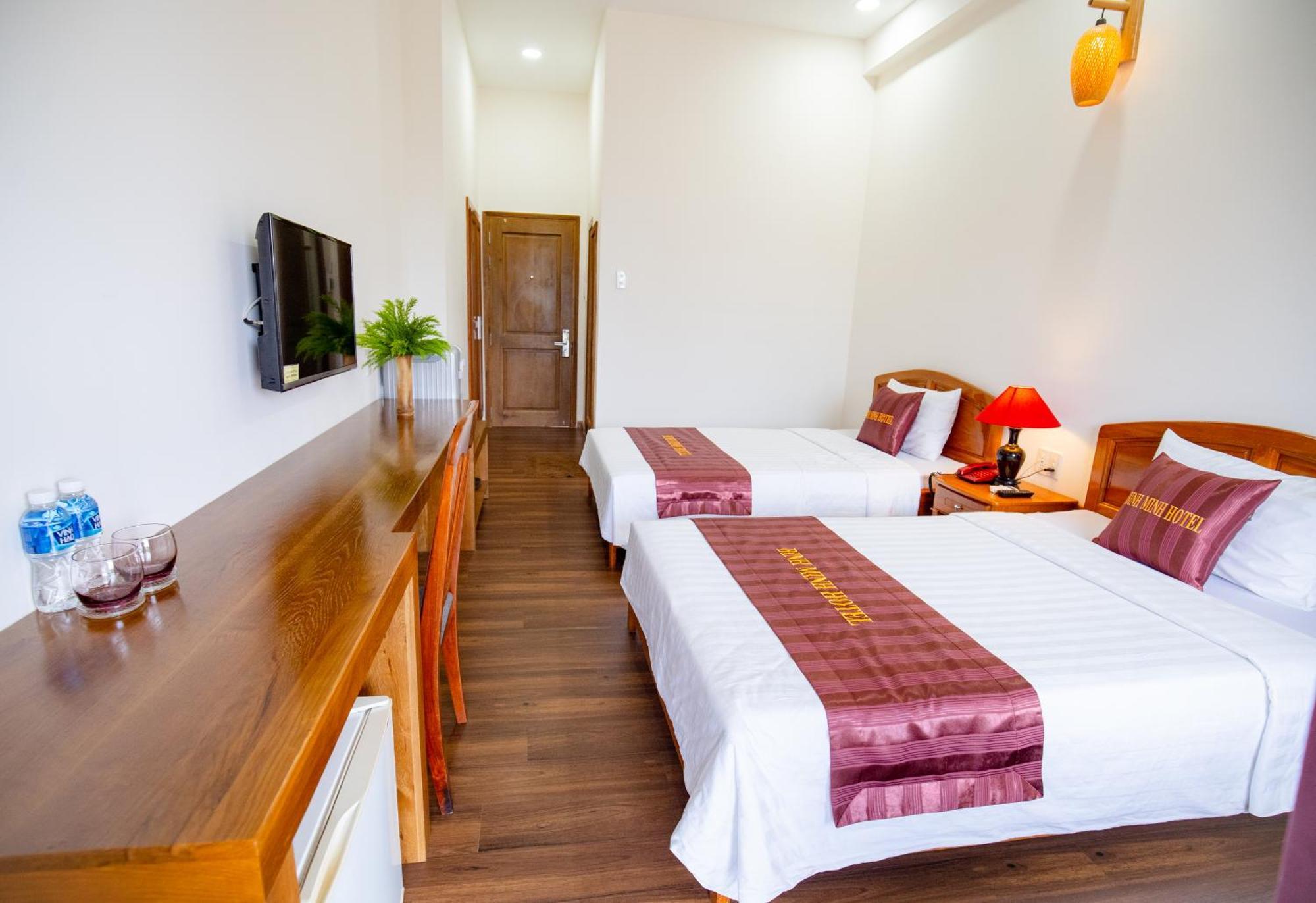 Hotel Khach San Binh Minh à Phan Thiết Extérieur photo