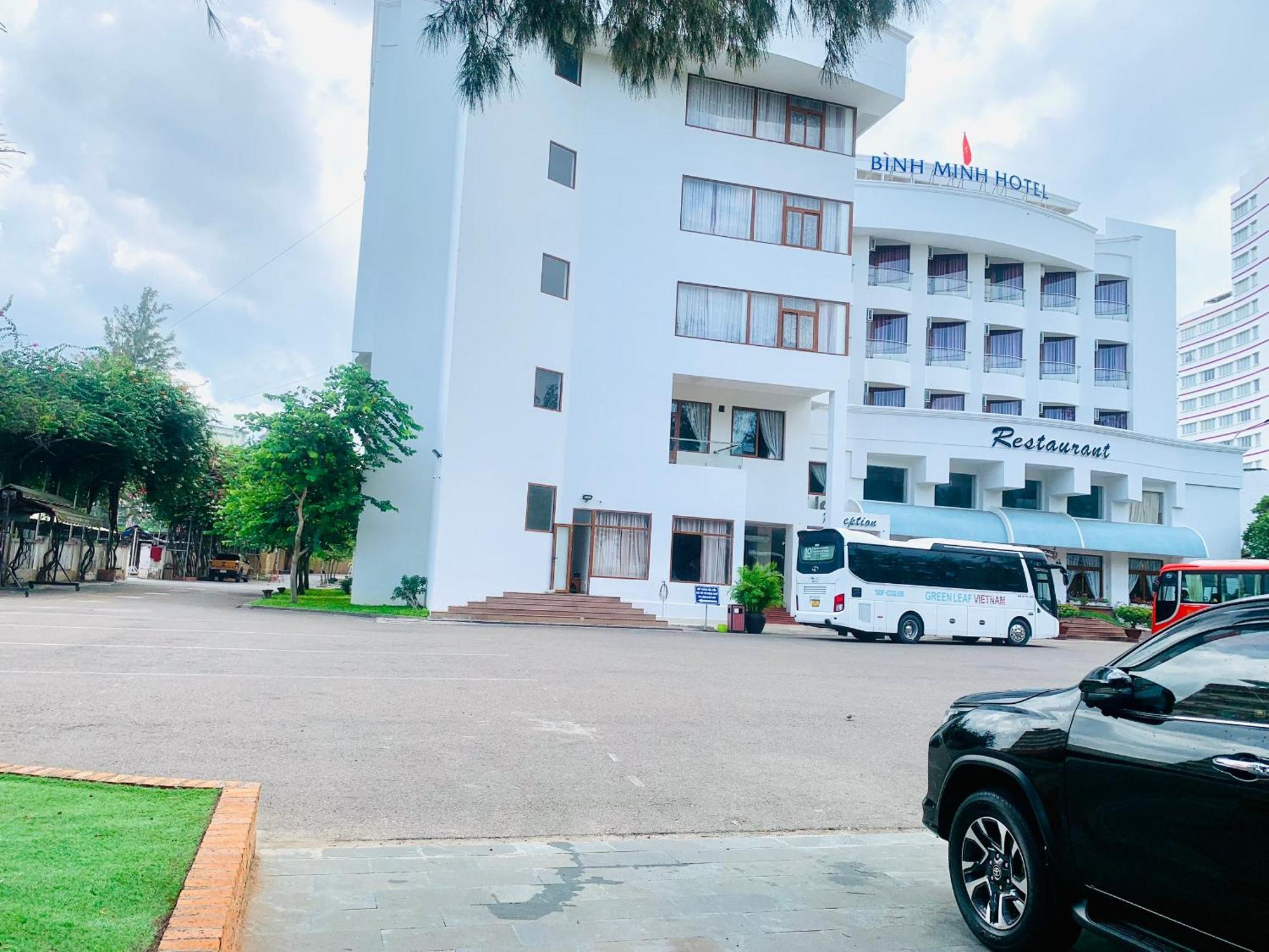 Hotel Khach San Binh Minh à Phan Thiết Extérieur photo