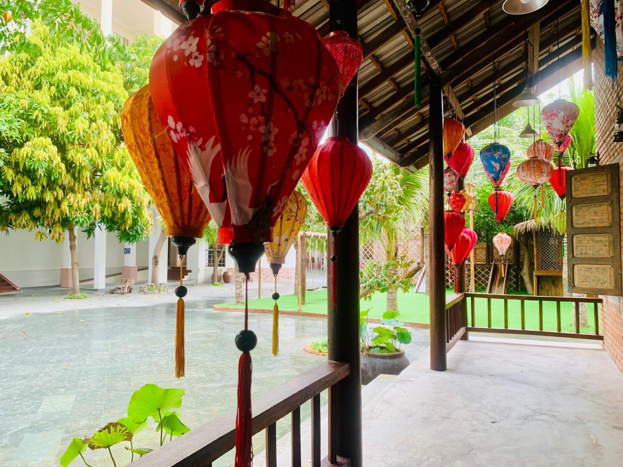 Hotel Khach San Binh Minh à Phan Thiết Extérieur photo