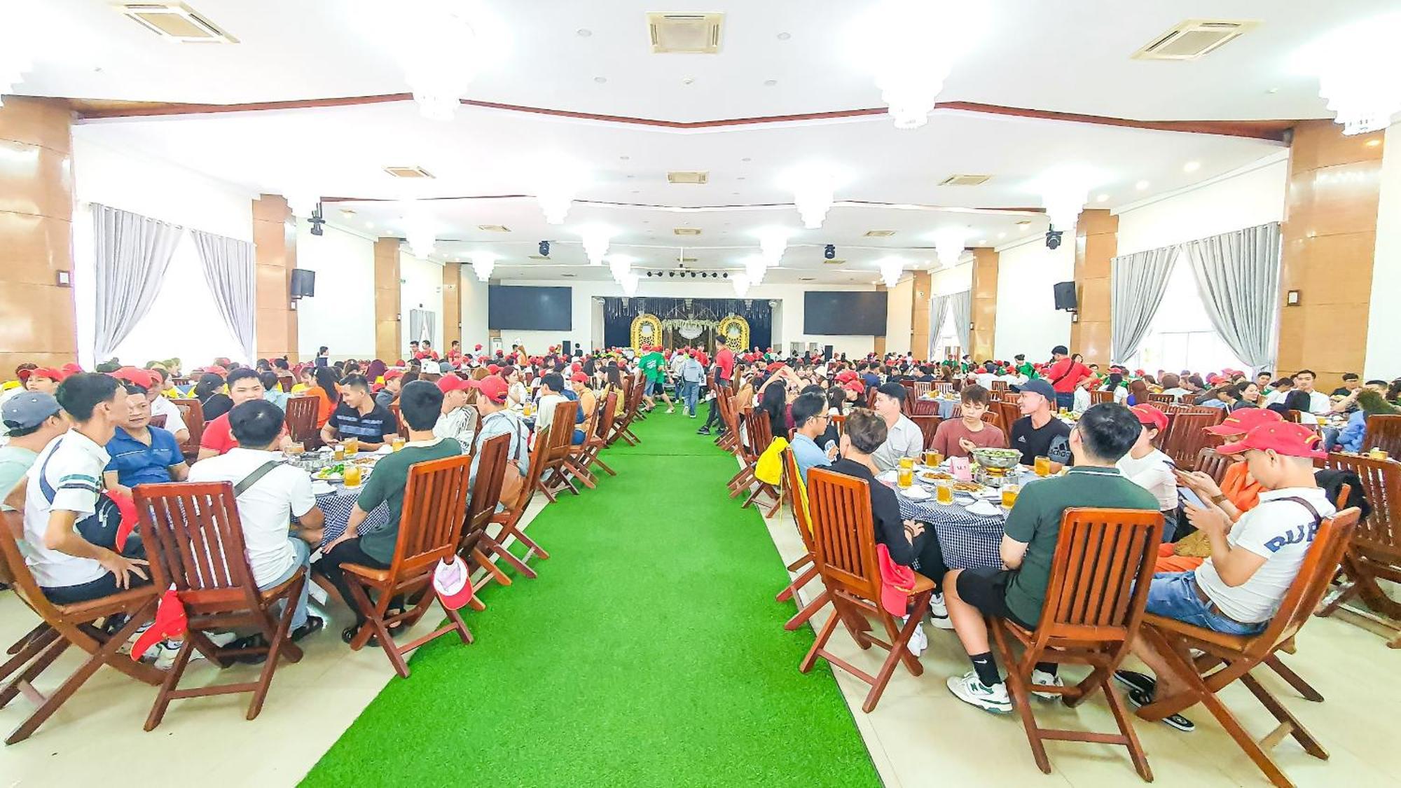 Hotel Khach San Binh Minh à Phan Thiết Extérieur photo