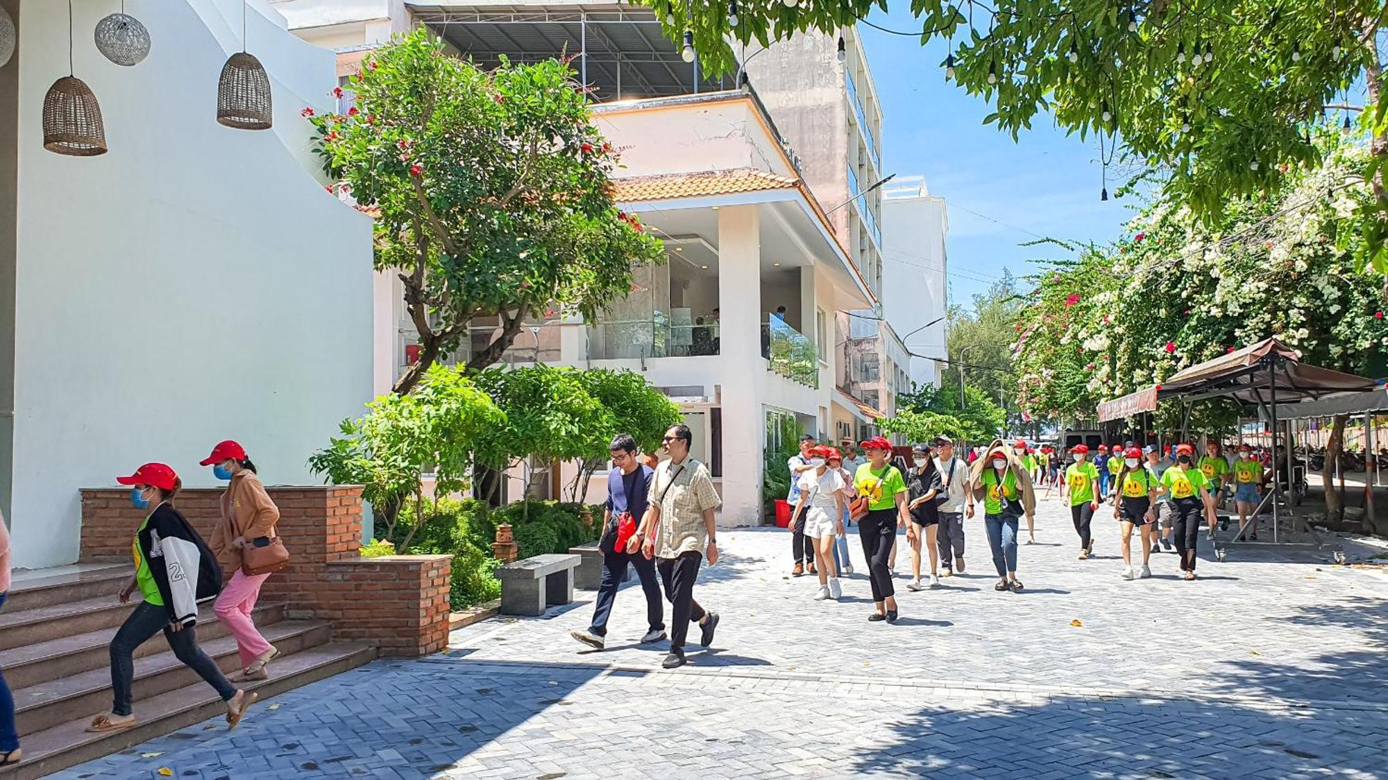 Hotel Khach San Binh Minh à Phan Thiết Extérieur photo