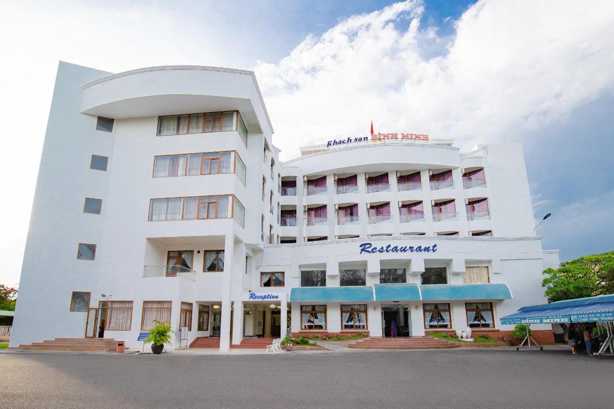 Hotel Khach San Binh Minh à Phan Thiết Extérieur photo