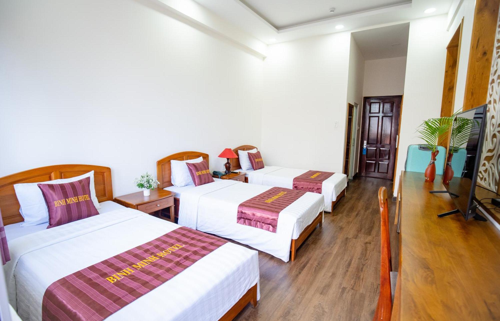 Hotel Khach San Binh Minh à Phan Thiết Extérieur photo